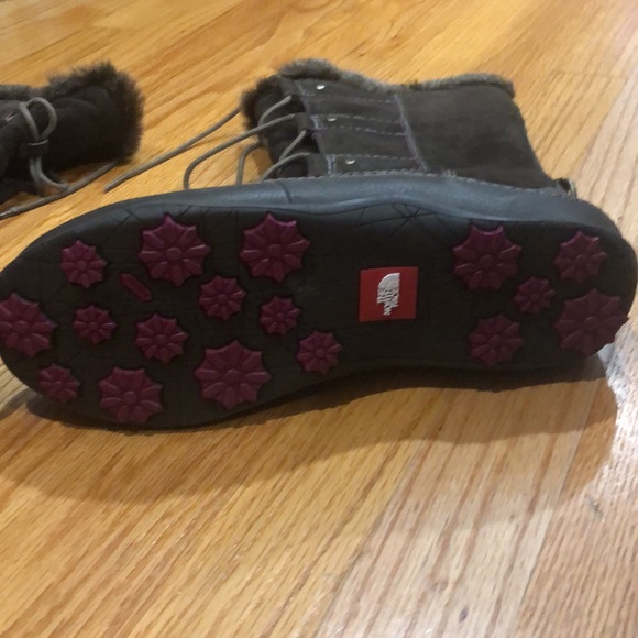 The North Face Mid Shin Brown Boots - Picture 4 of 5